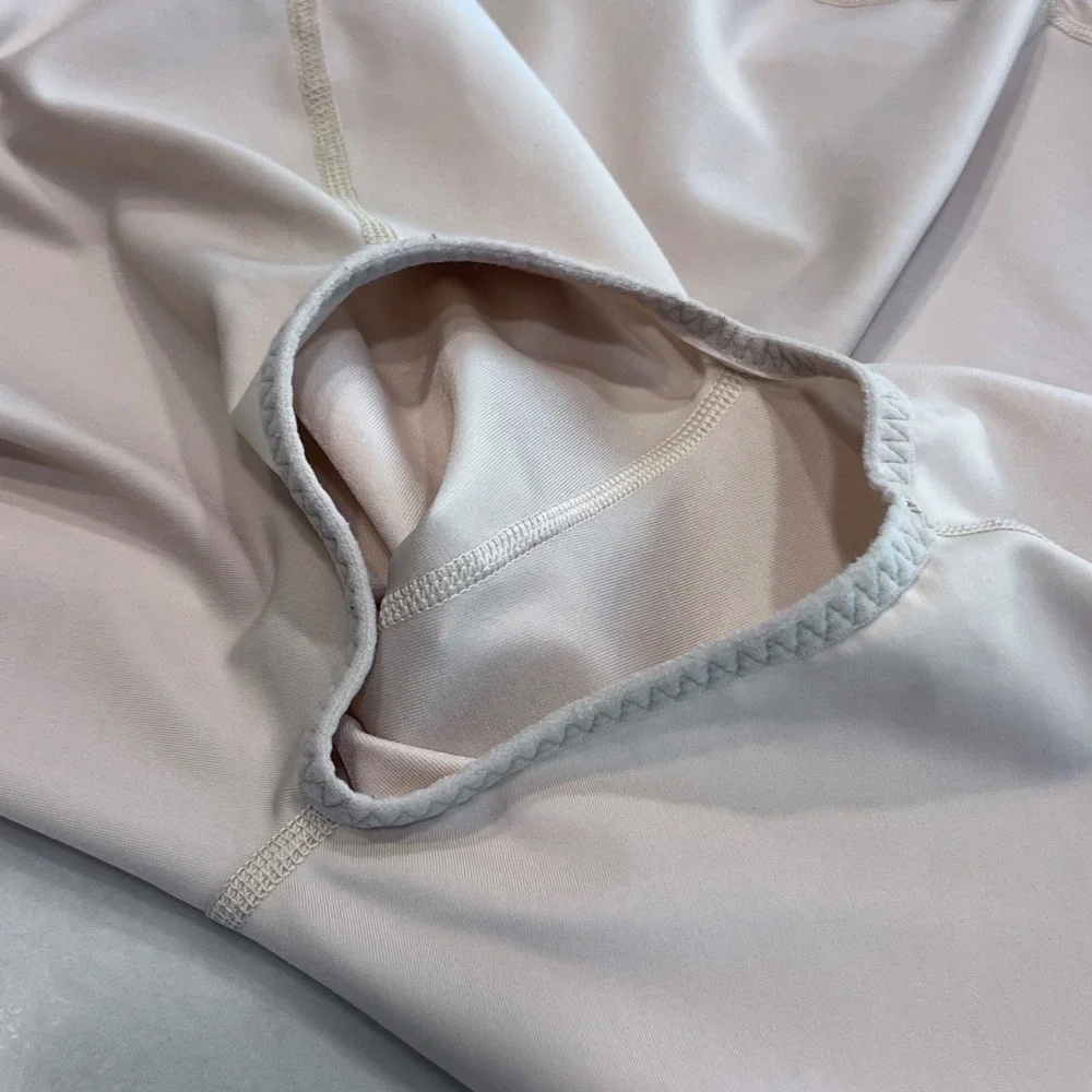Spanx Thinstincts Mid Thigh Bodysuit Beige Ruched Bust Size Large (READ)